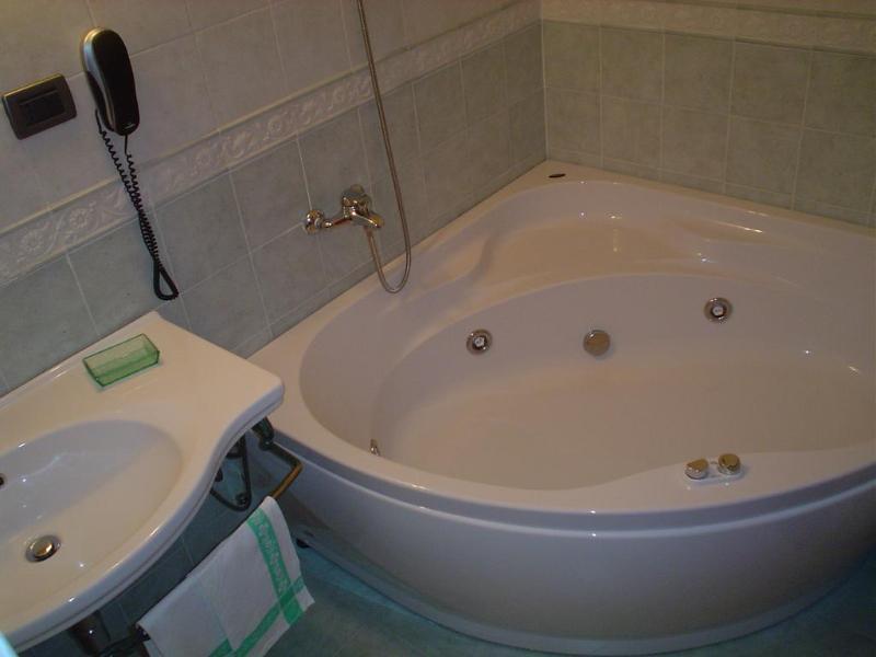 Petit Chateau Bed and breakfast 3*