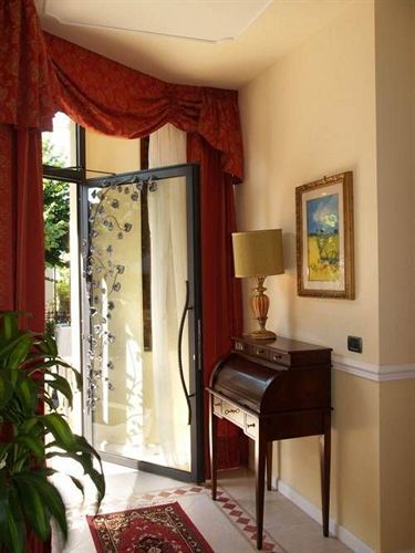 Petit Chateau Montecatini Terme
